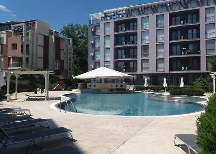 Апартаменты в рейнбоу 3